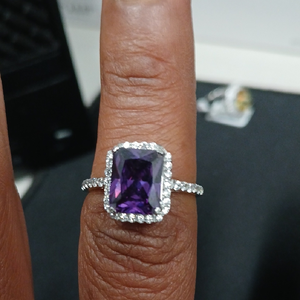 Elegant Crystal Amethyst 925 ring